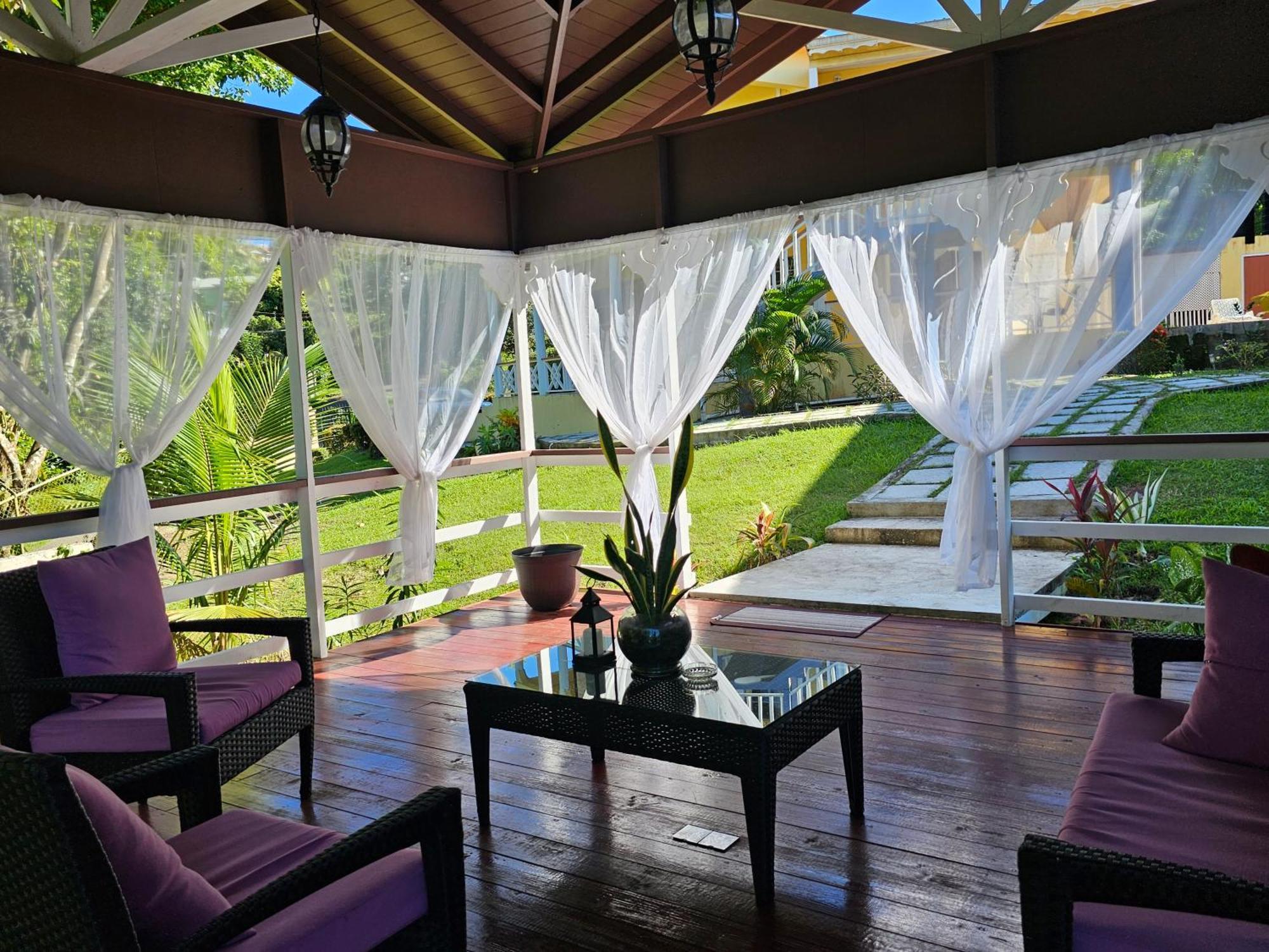 Ferienwohnung Royal Escape - 2 Anse La Raye Exterior foto