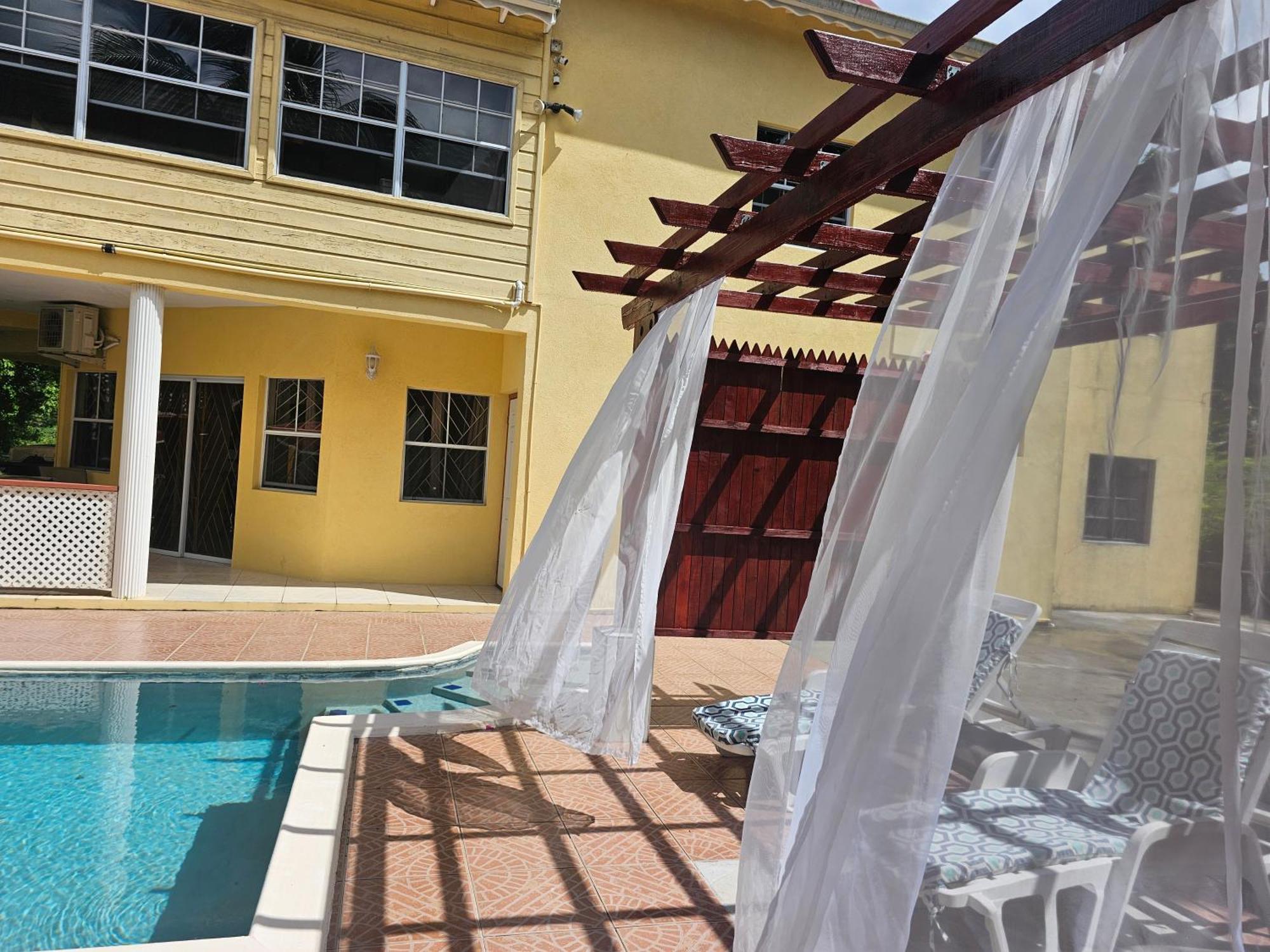 Ferienwohnung Royal Escape - 2 Anse La Raye Exterior foto
